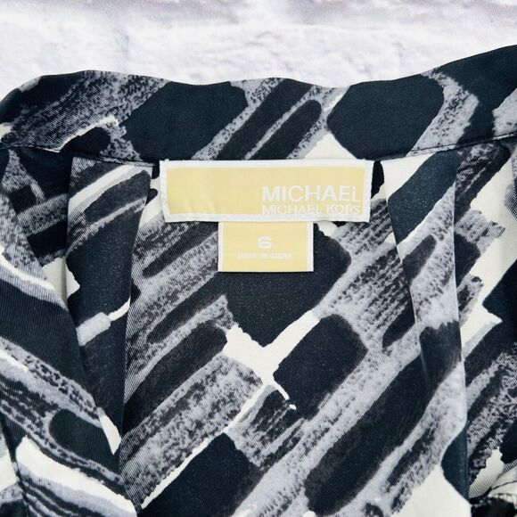 Michael Kors Silk Pleated A-Line Skirt Black White Geometric Size 6 Knee Length - Picture 3 of 9